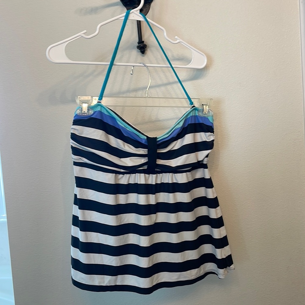Black and white bathing suit tankini